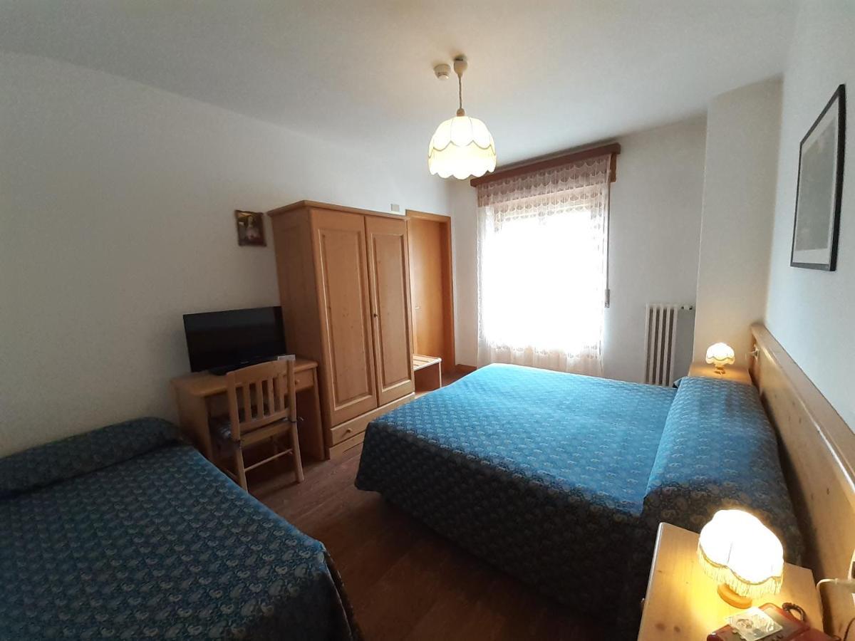 Hotel Garni Miramonti Falcade Exterior photo