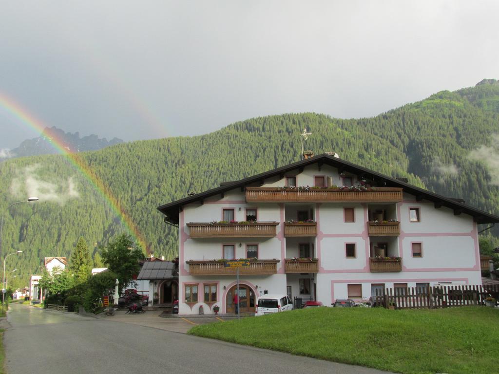 Hotel Garni Miramonti Falcade Exterior photo